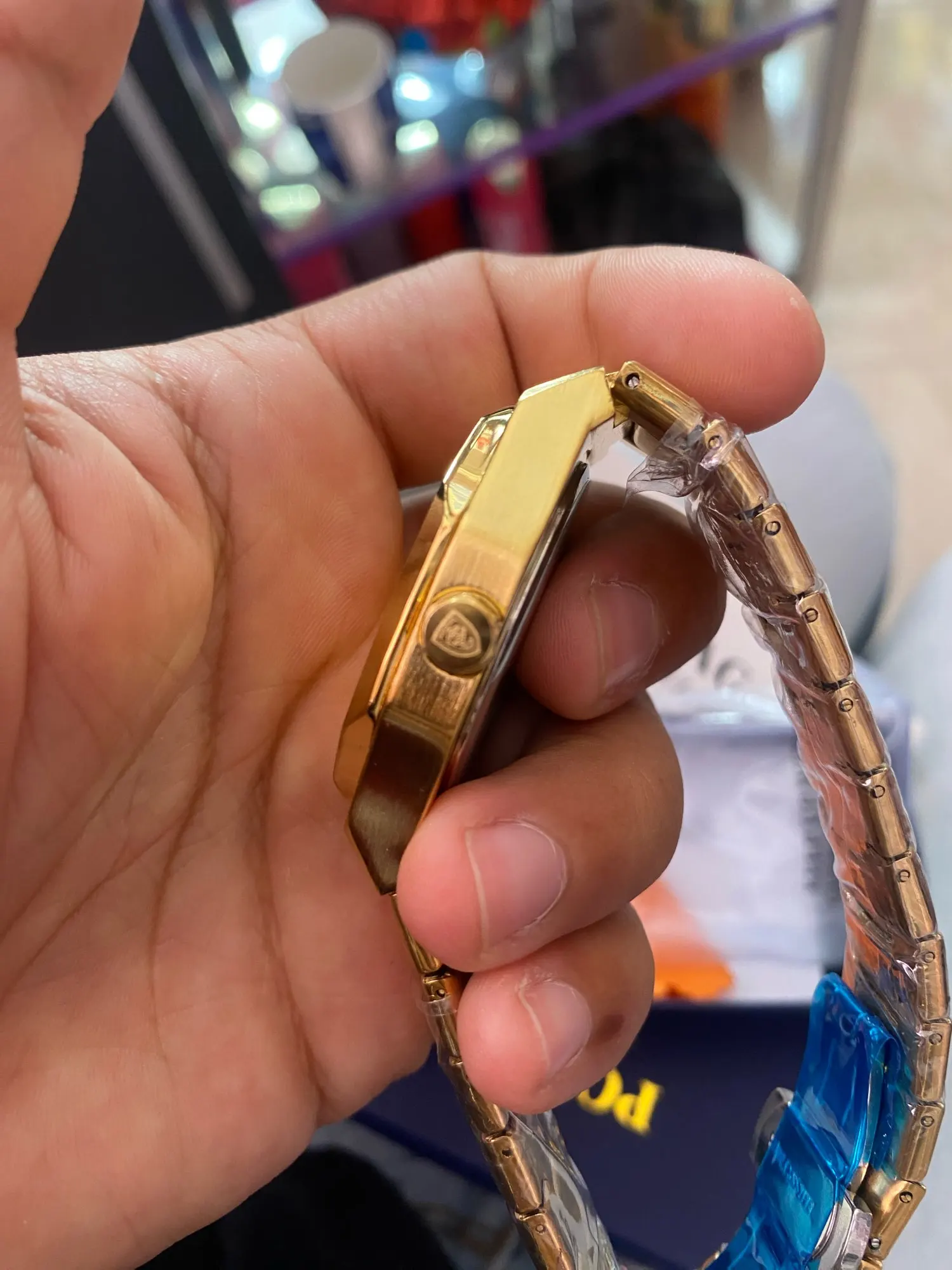 Foto de una opinión sobre POEDAGAR 830 — Acero Integrado