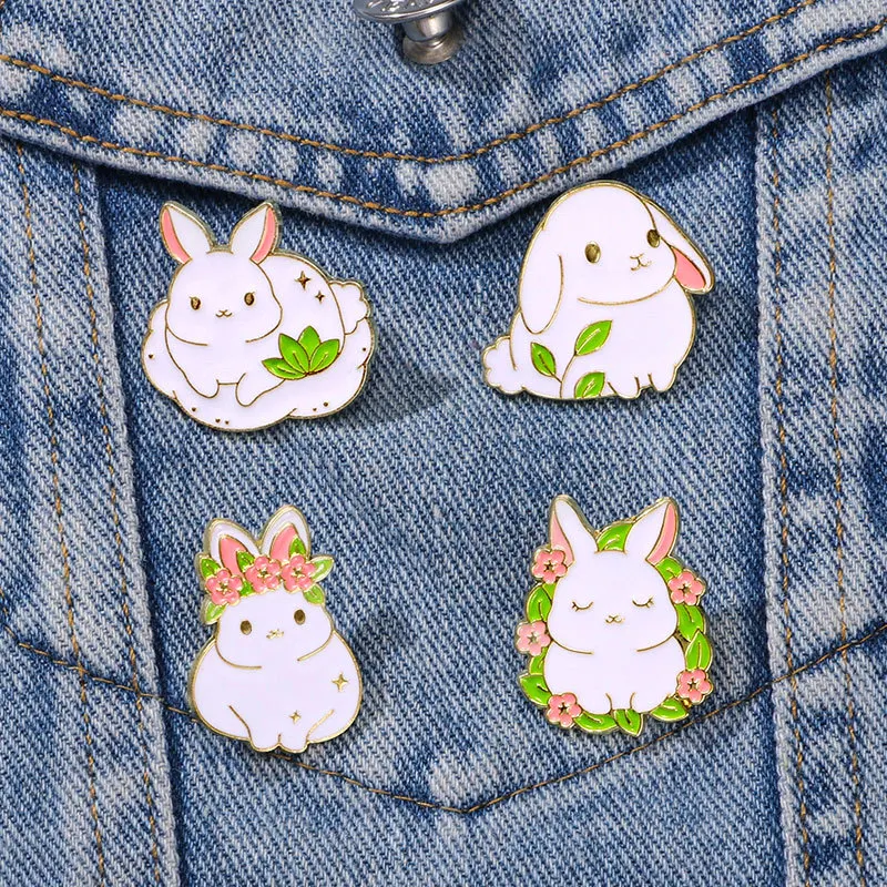 Cute Cartoon White Rabbit Enamel Brooch Creative Sweet Animal Lapel Pin Badge Backpack Clothing Hat Accessories
