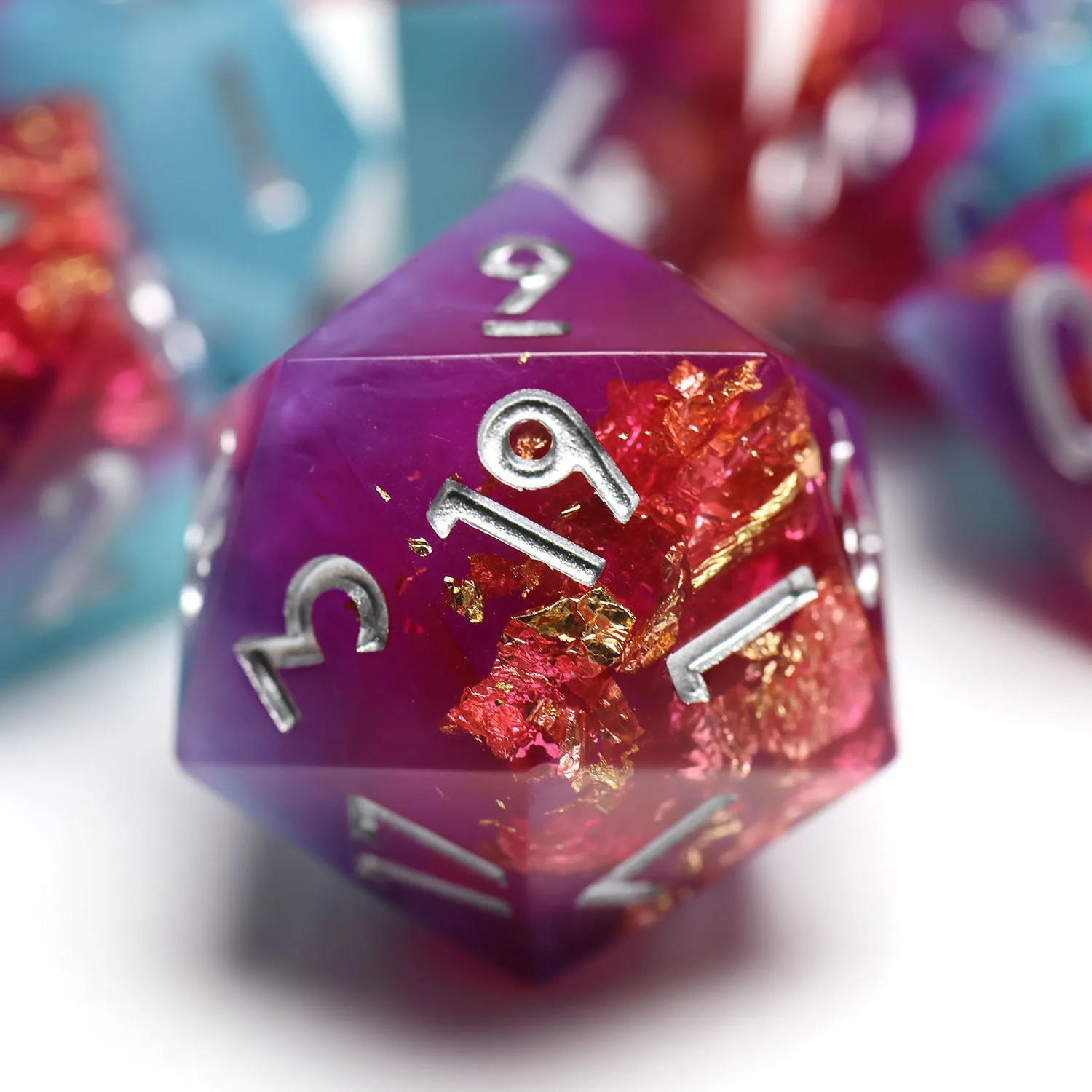 

Handmade Teal Red Resin Dice Set with Gold Foil, 7PCS Polyhedral Dice for D&D, RPG, Tabletop GamesN15