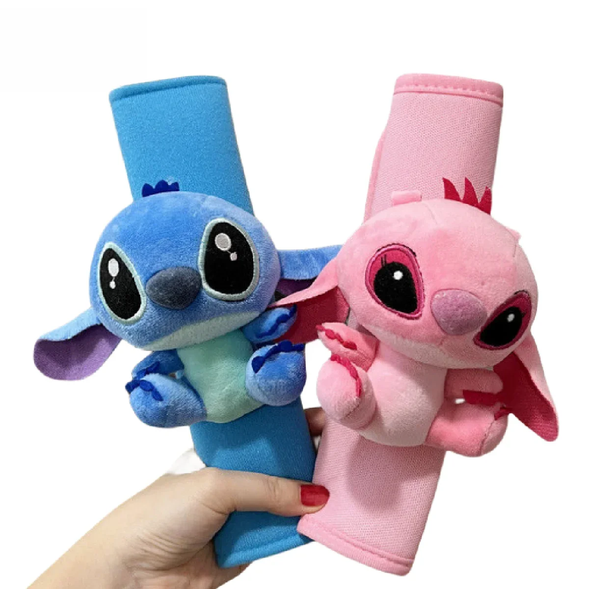 Disney Stitch Leuke Engel Kawaii Cartoon Paar Autogordel Schouder Cover Pop Creatieve Universele Auto-interieur Decoratie - afbeelding 2