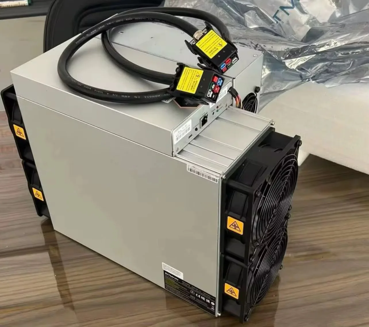 

DIY: Купи 3, получи 2 бесплатно! Майнер S21 Pro 234TH/s, 3510W, эффективный SHA-256, для майнинга Bitcoin, 15J/TH, высокопроизводительная майнинг-установка.