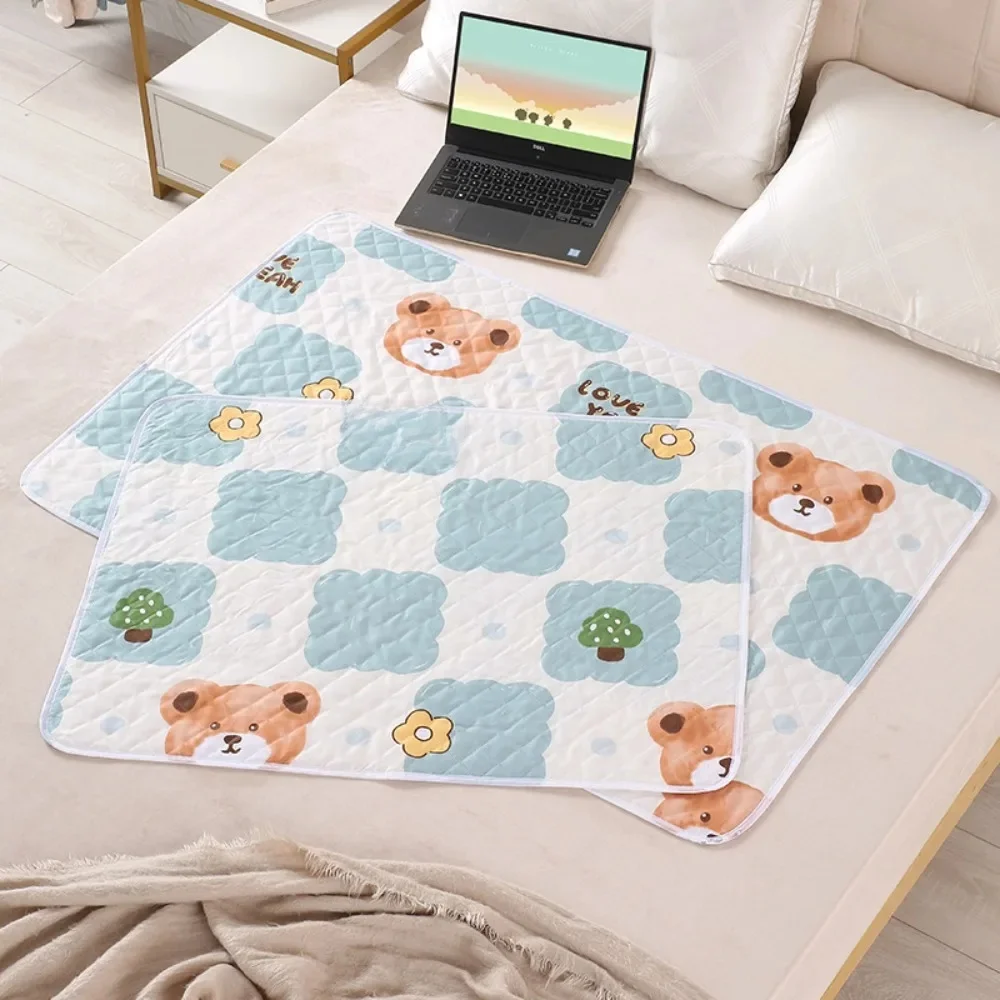 Matelas lavable imperméable, tapis d'urine pour bébés et tout-petits, protection de lit de dessin animé mignon, couches de literie, coussinets d'urine, tissu respirant