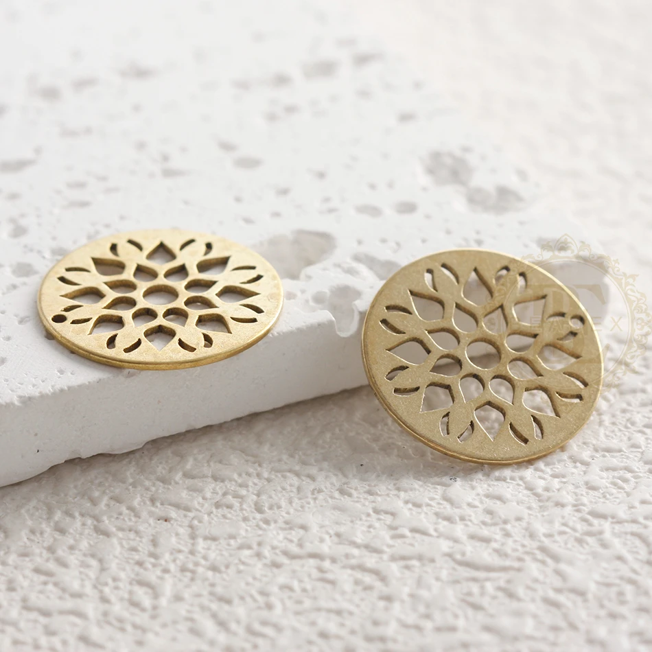 2 Pieces Laser Cut Solid Raw Brass Charm - Flower Coin 19.9mm (4902C-7)