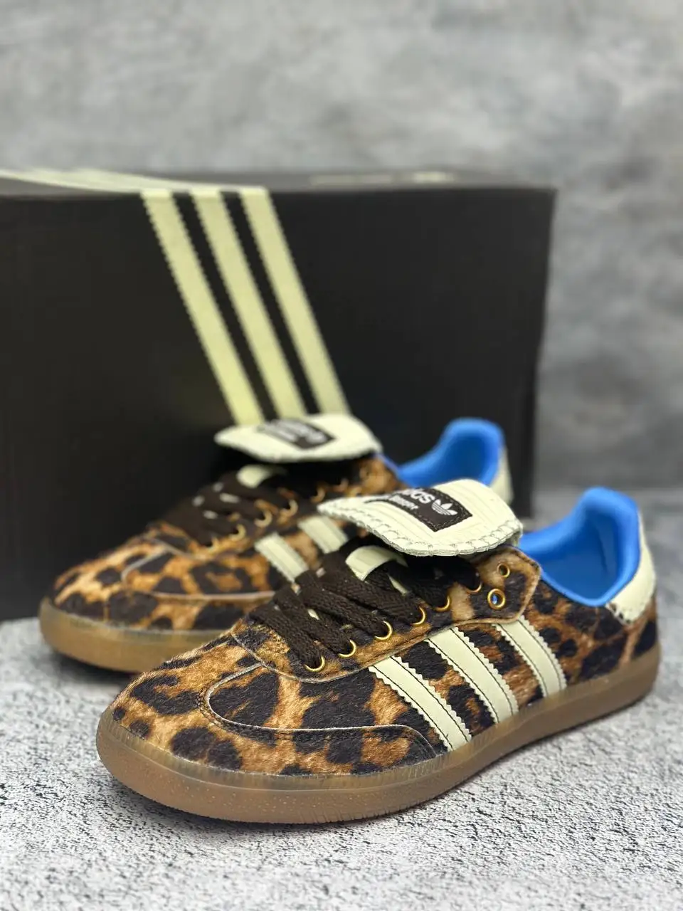 adidas gazelle silver green womens adidas Samba Pony Wales Bonner Leopard main image 1