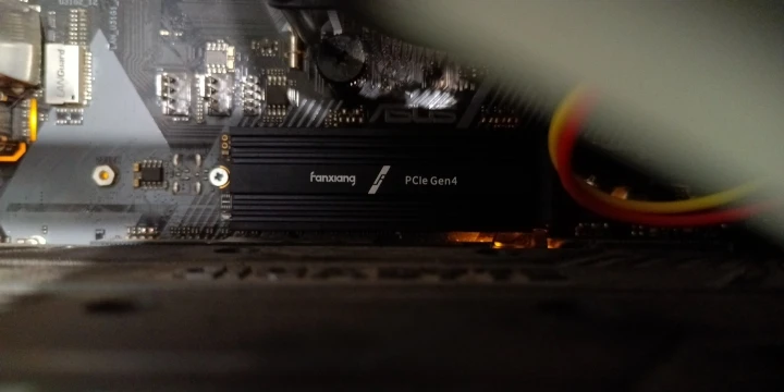 Fanxiang S880E M.2 SSD 7300MB/s 1TB/2TB/4TB M.2 NVMe SSD Drive PCIe 4.0x4 Hard Disk Internal Solid State Drive For PS5 Laptop PC photo review