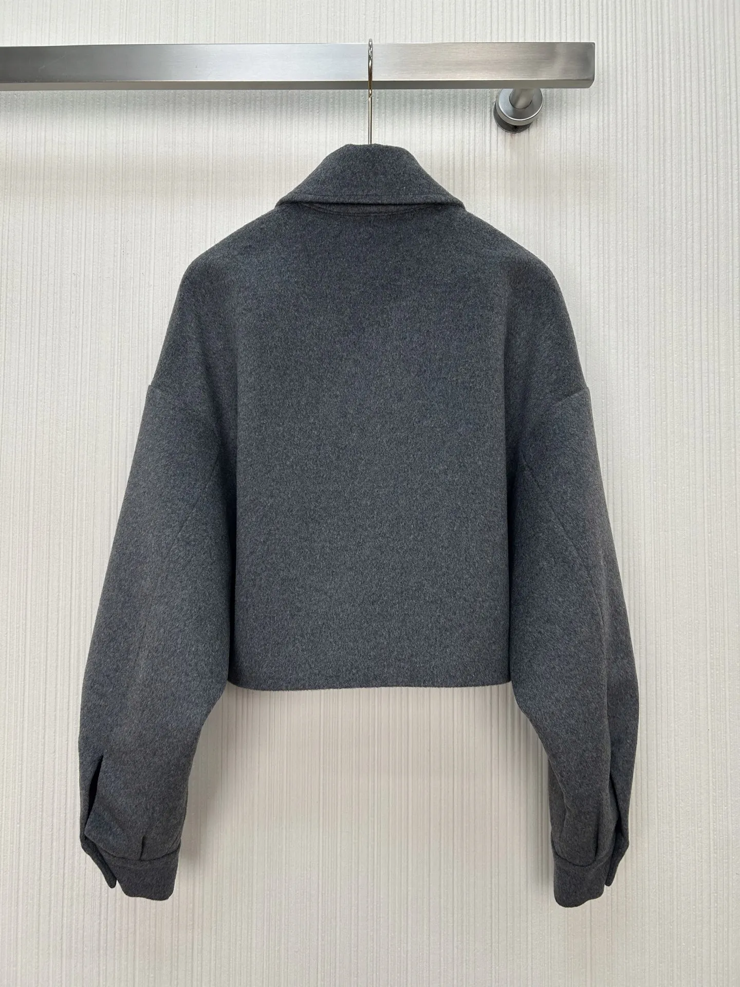 

Высококачественная осенне-зимняя женская шерстяная короткая рабочая одежда с поясом, короткие брюки HL200