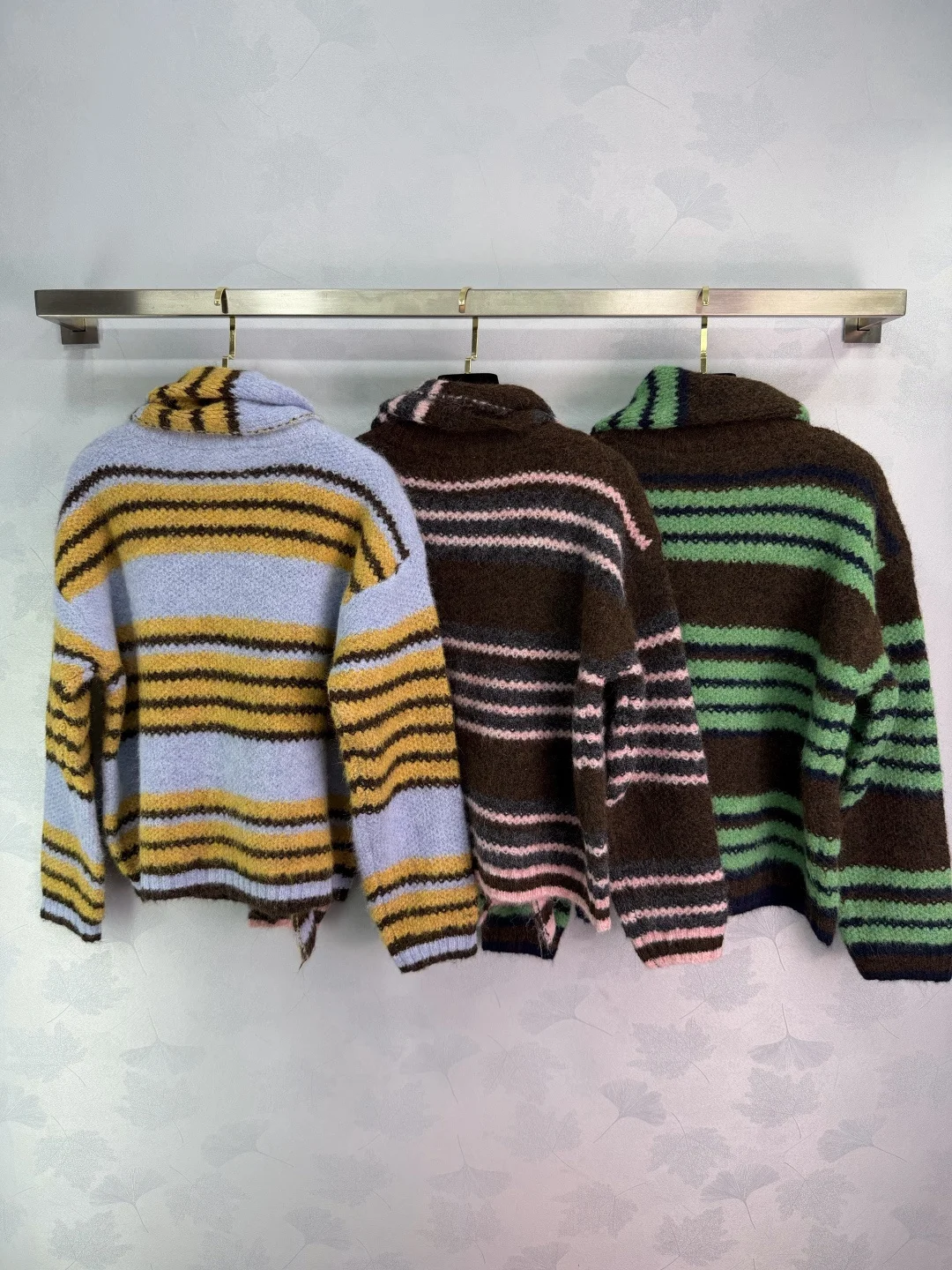 

2025 Winter New Style Women's Fashion-Comfy Striped Knit Sweater With Scarf