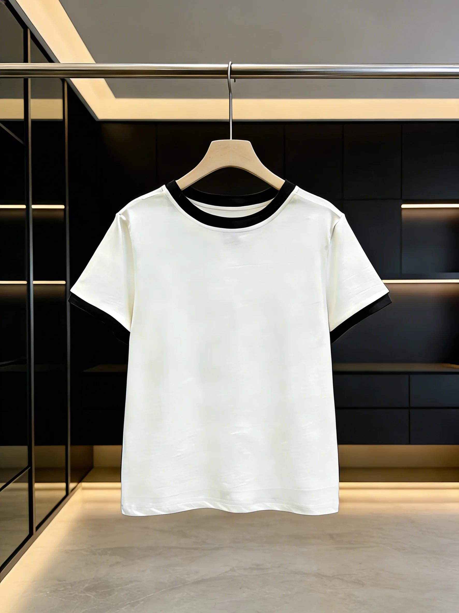 

2026 Women's Summer New Simple Commuter T-Shirt ZX8816