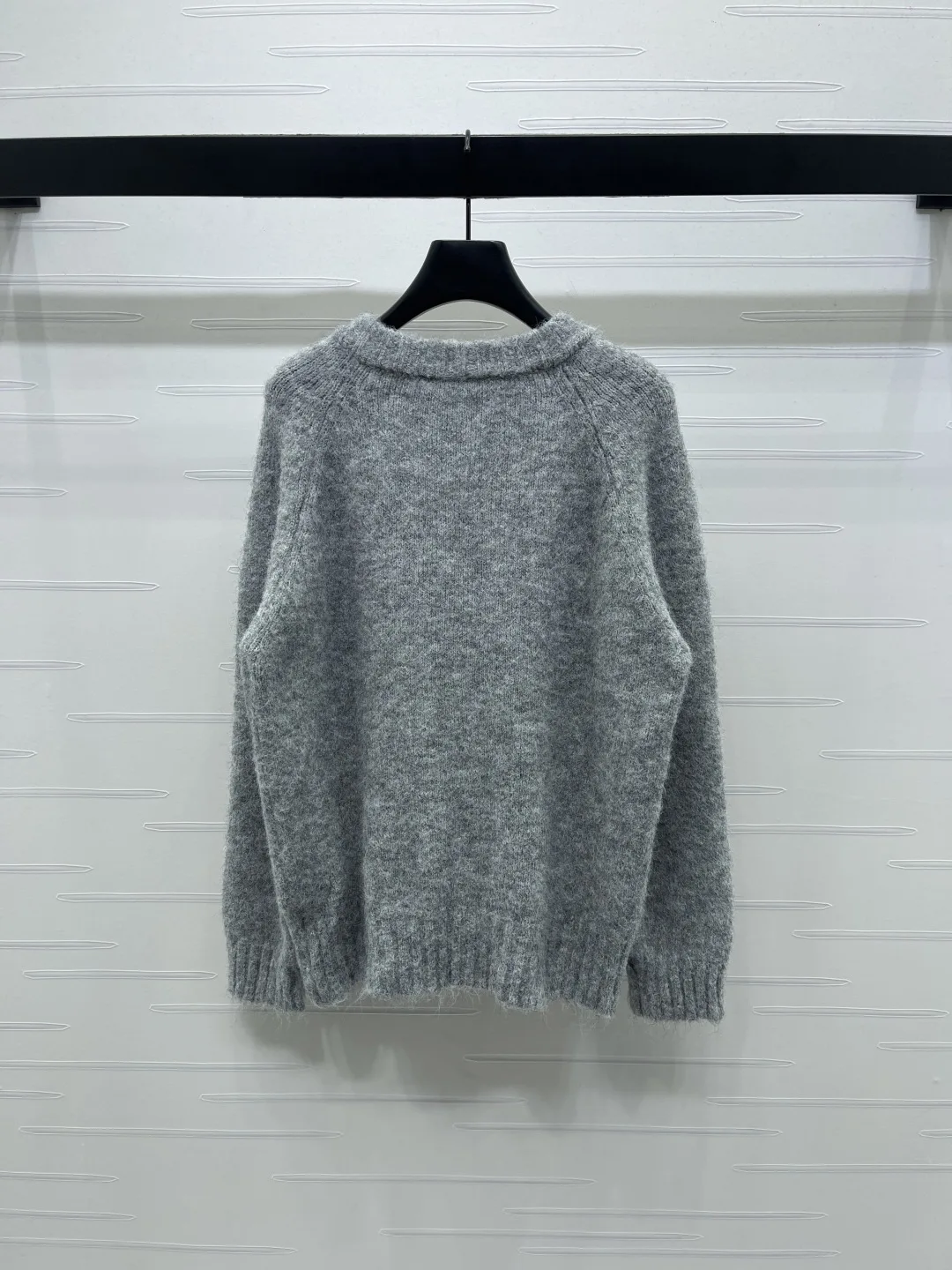 

2025 early autumn fashion new arrival women's round neck sweatshirt round neck knitted long sleeve sweater custom wool blend