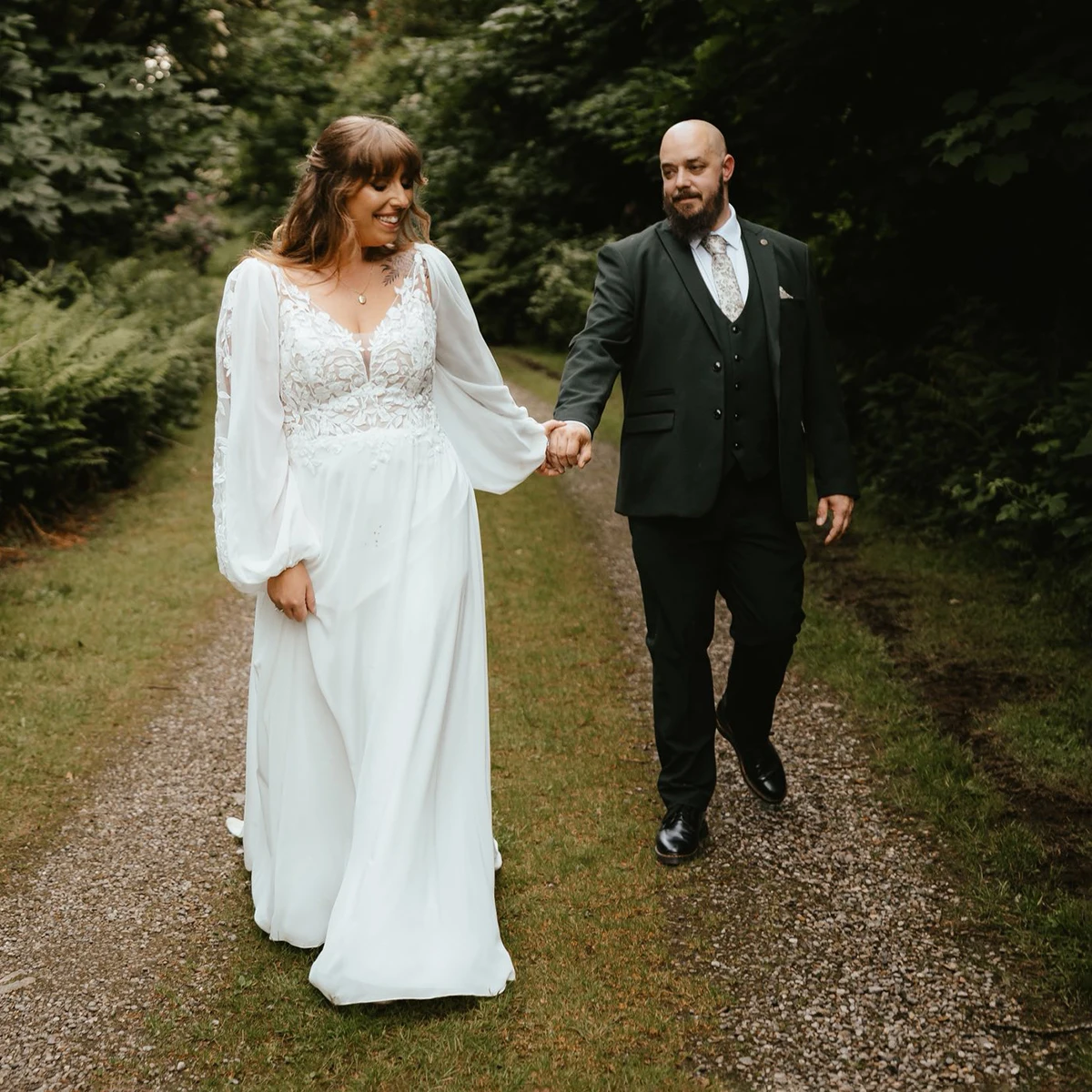 Removable Long Sleeevs Chiffon Bohemian Bridal Gowns Coutryside Customized Plus Size A Line Floral Lace Wedding Robe Ivory Dress