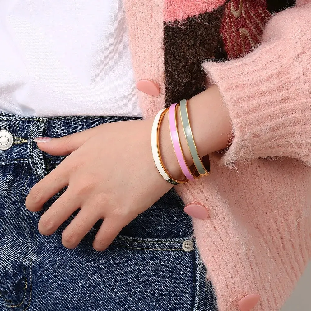 G&D Stainless Steel Thin Personalized Enamel Charm Cuff Enamel Crimson Golden Sapphire Wristlet Jewelry for Ladies Bracelet