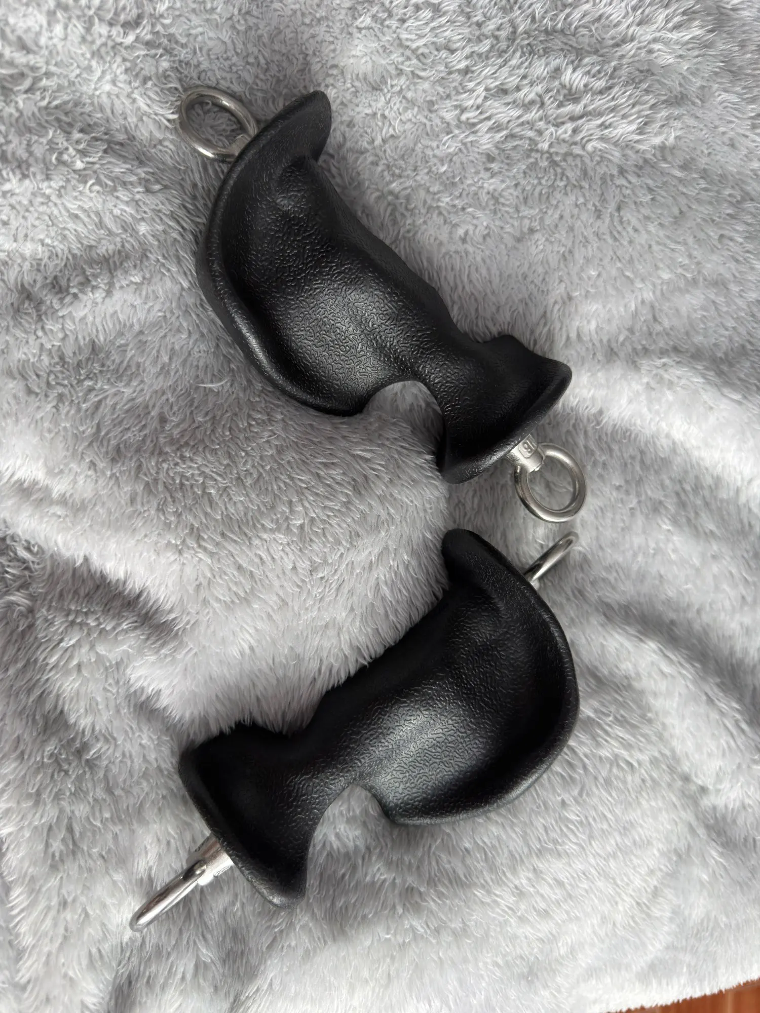 Ergonomic Tricep Rope Pulldown Attachments, Versatile Triceps Rope Cable Attachments for Gym LAT Pull Down Bar for Cable Machine photo review