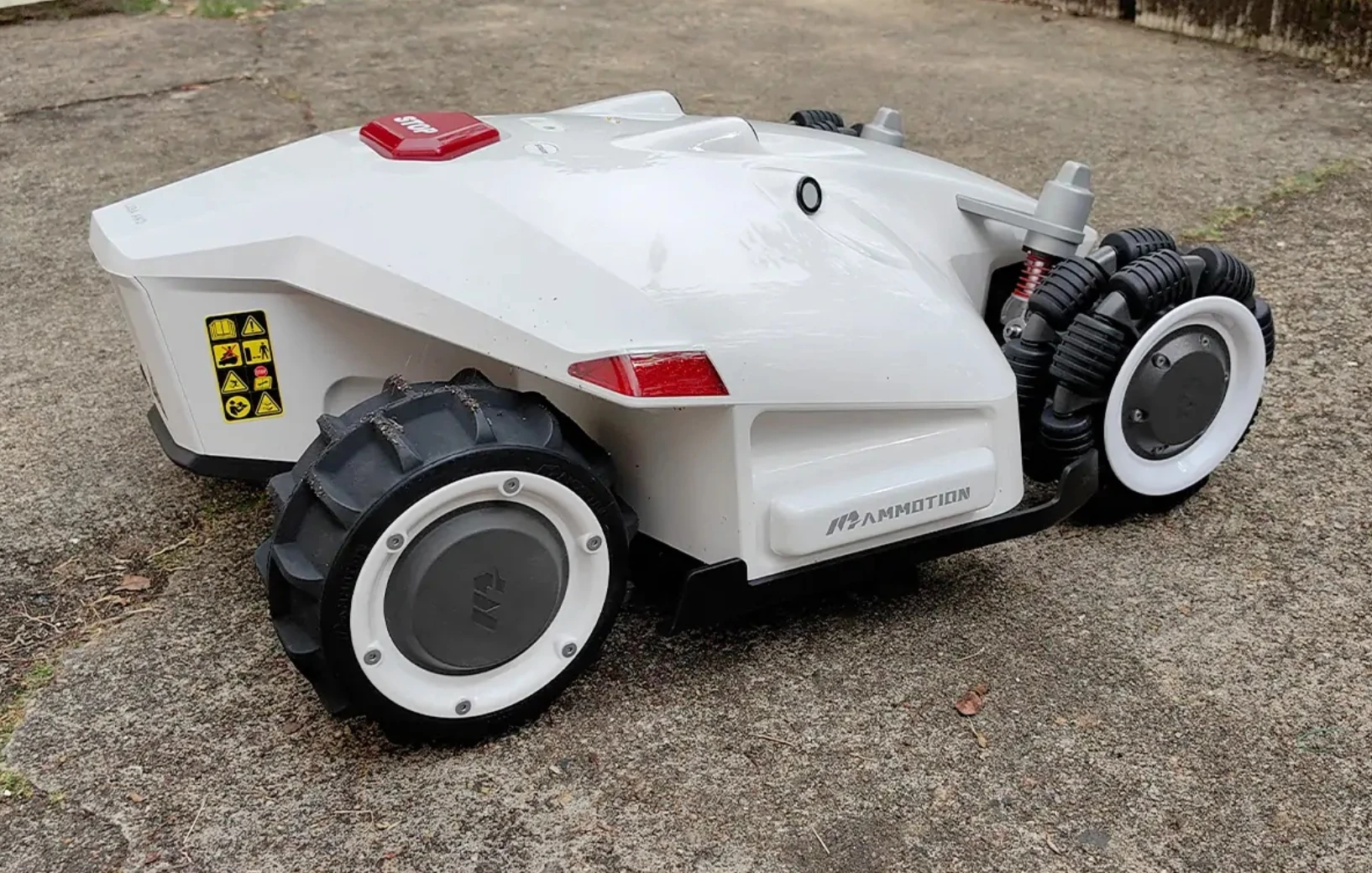 عيد الميلاد 2025 EU AU US Mammotion LUBA 2 AWD 3000، جزازة العشب الآلية الخالية من الأسلاك مصممة للمروج المعقدة والمحدرة