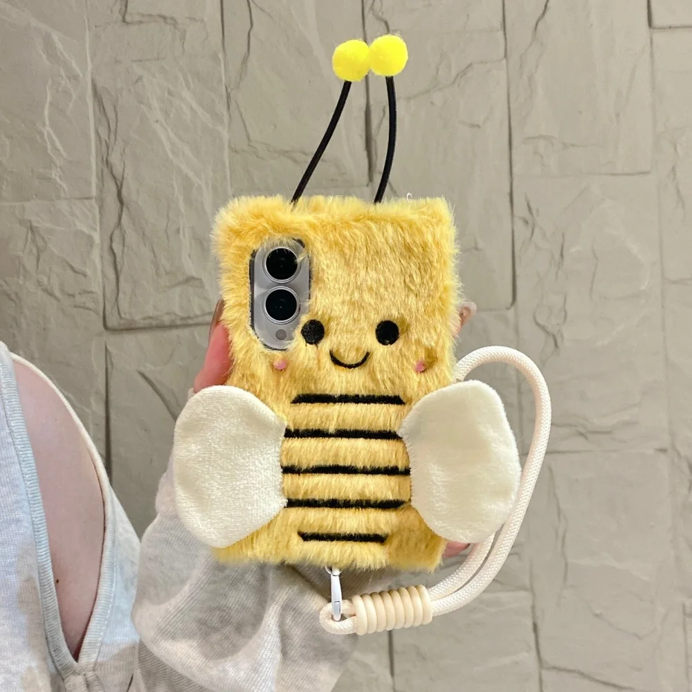 Kawaii 3D Cartoon Bee Plush Phone Case for Samsung Galaxy Z Fold 8 Z Fold 8 Ultra Z Fold7 Z fold6 Cute Folding Anti-Shatter Cove