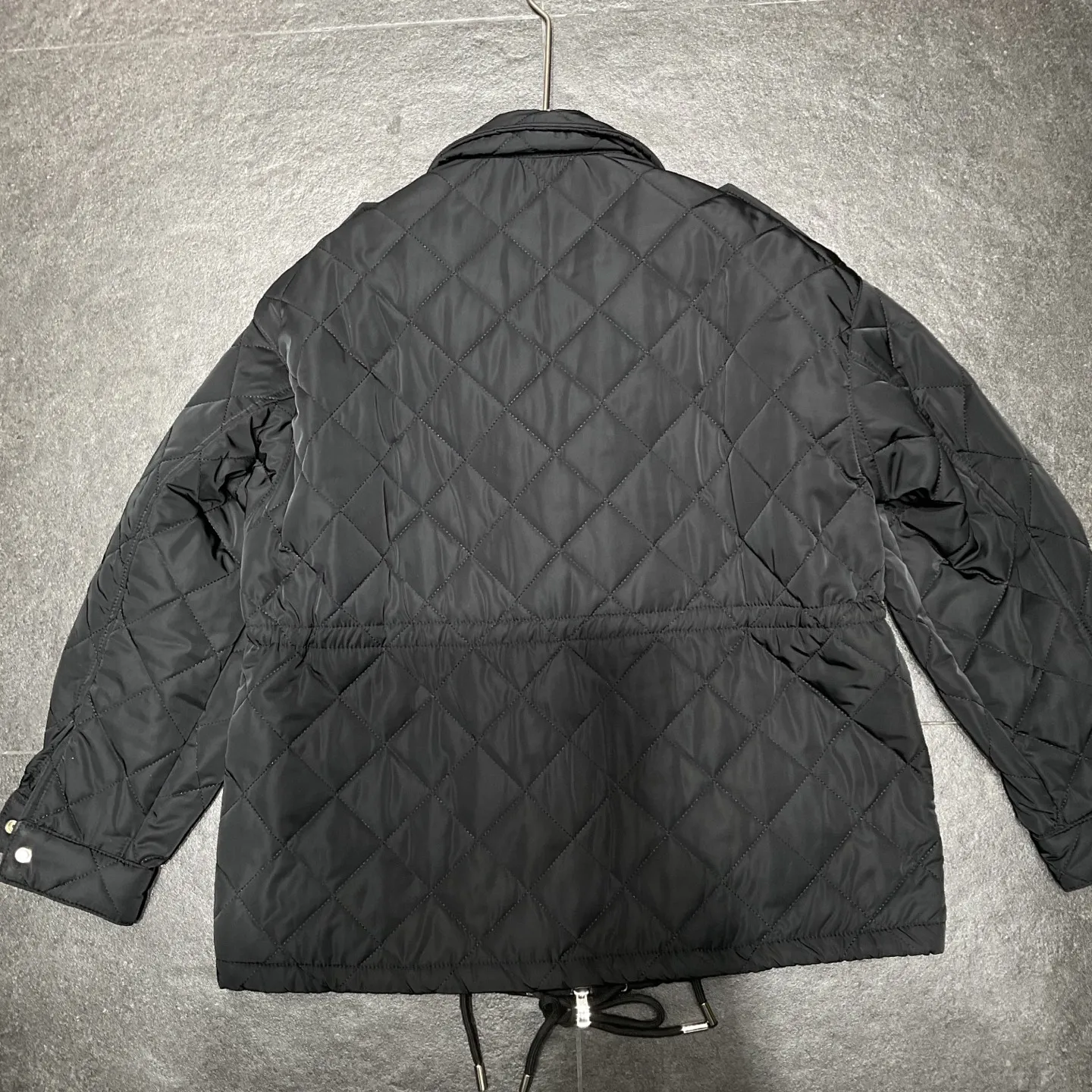 

2025 зимняя и новая куртка High Street с воротником и лацканами, длинными рукавами, хлопковая стеганая куртка на молнии