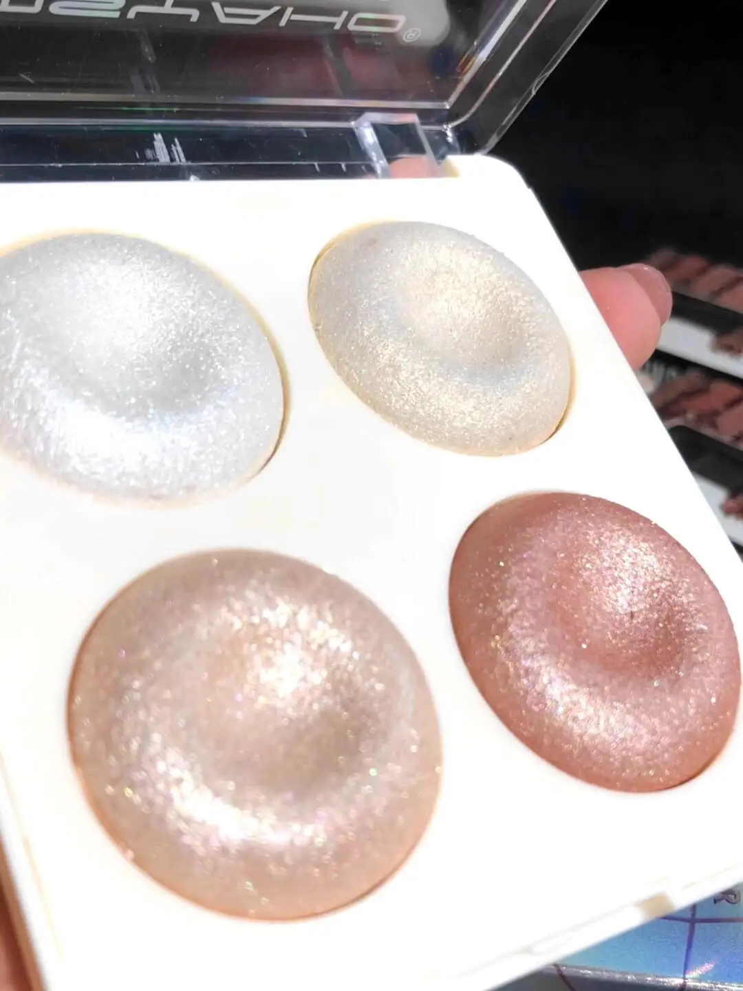 Palette de poudre surligneur diamant 4 couleurs, paillettes, Contour du visage, maquillage scintillant, cosmétique Ultra concentré