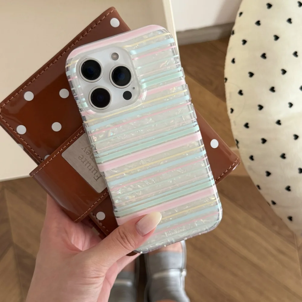 Korean Ins Dopamine Line Shell Pattern Mobile Phone Case Suitable For IPhone 17Pro 15 16 17 Promax 15Pro Fashion Shockproof Case