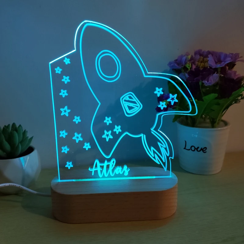 Personalizowana lampka nocna LED z motywem rakiety do pokoju dziecięcego, imię klienta, akrylowa lampka nocna