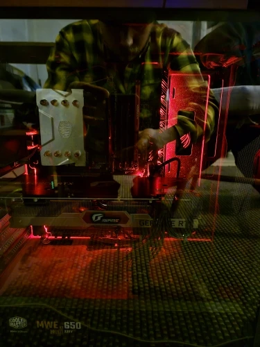 Intel Core i7 7700K 4.2GHz Quad-Core Eight-Thread 8M 91W CPU Processor LGA 1151 photo review