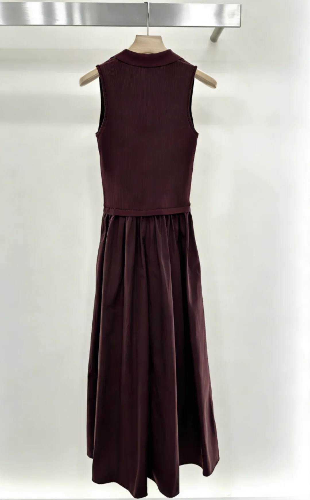 

Новое женское платье без рукавов на весну/лето 2026 года ZX8814