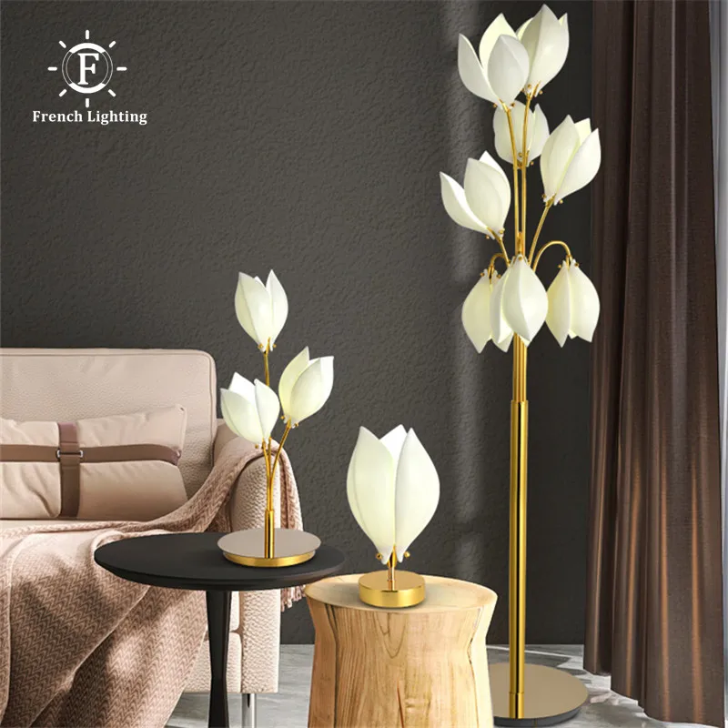 Postmodern Simple Living Room Table Lamps Luxury Villa Ceramic Magnolia Flower Floor Light Study Bedroom Bedside Lamp