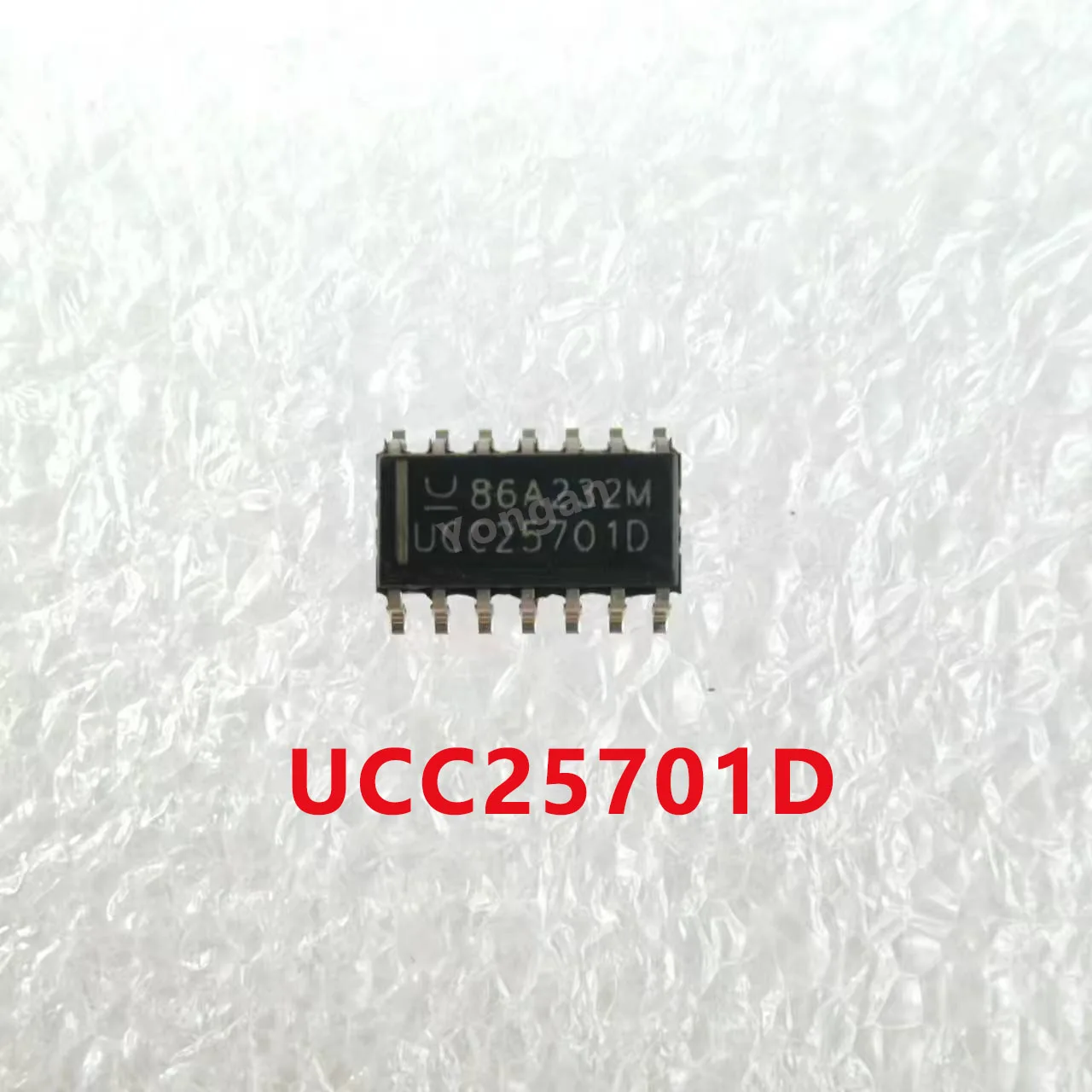 UCC25701D
