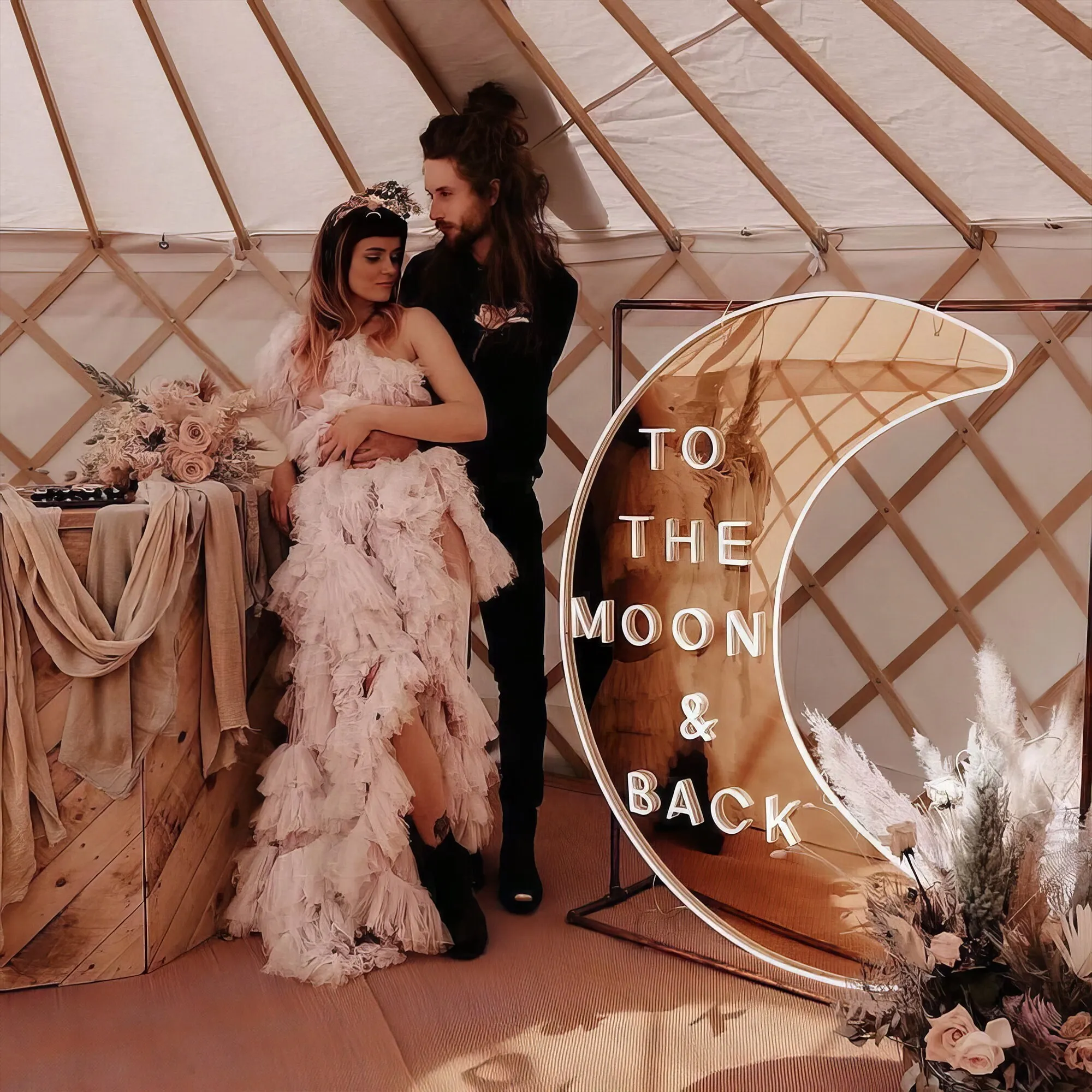 TO THE Moon And Back Neon Sign, Wedding Neon Sign Lights Decor, Neon Sign Wedding, Neon Wedding Light Sign Moon Neon Light