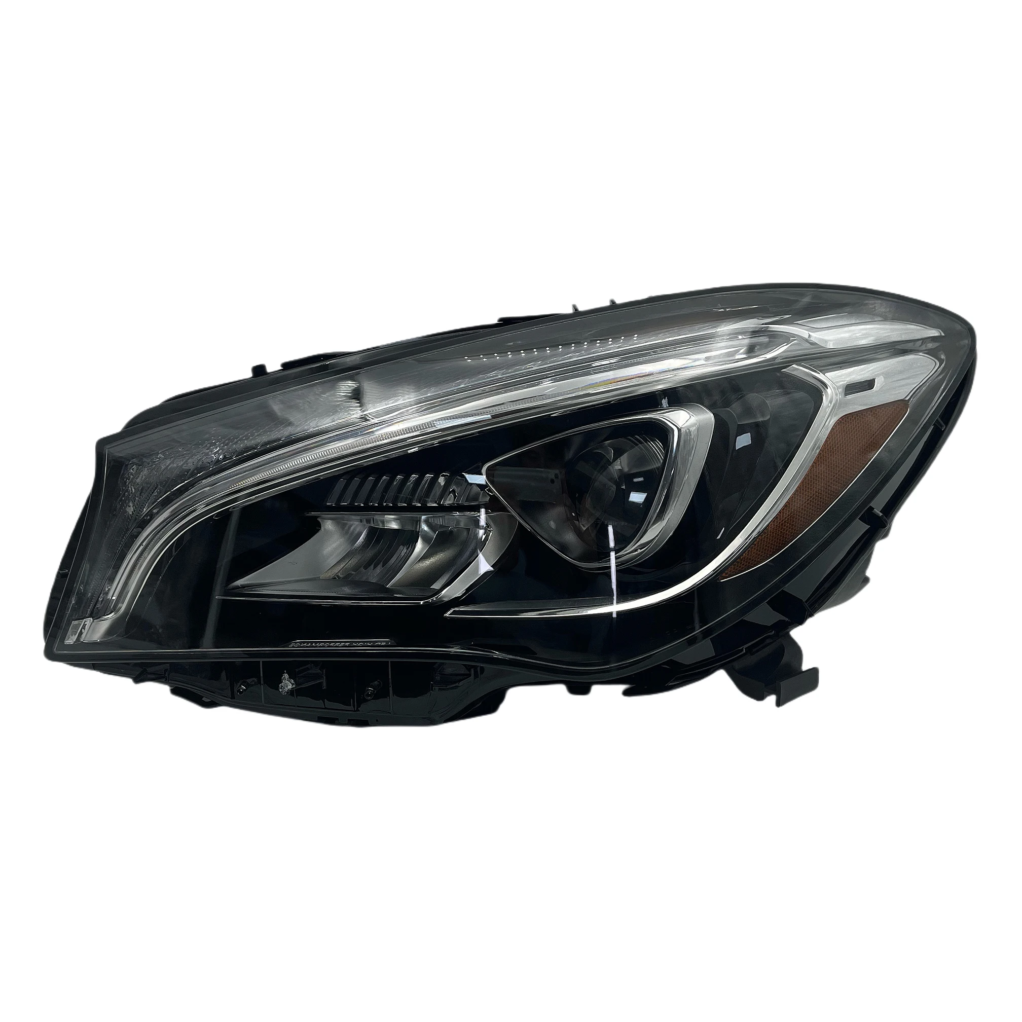 

For Mercedes-Benz 2018 CLA117 LED car headlights (USA) OE A117 820 72 61