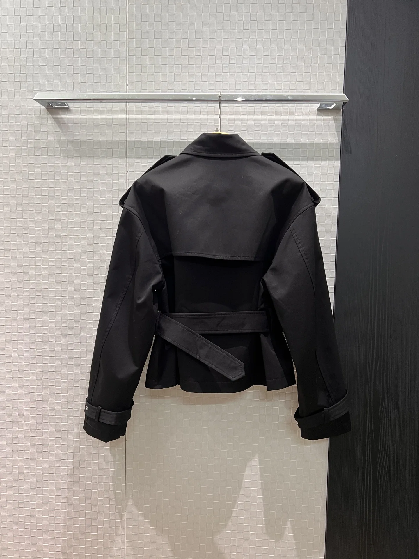 

Весенне-осеннее женское повседневное модное короткое хлопковое пальто с вышивкой на пуговицах и буквами J038Q