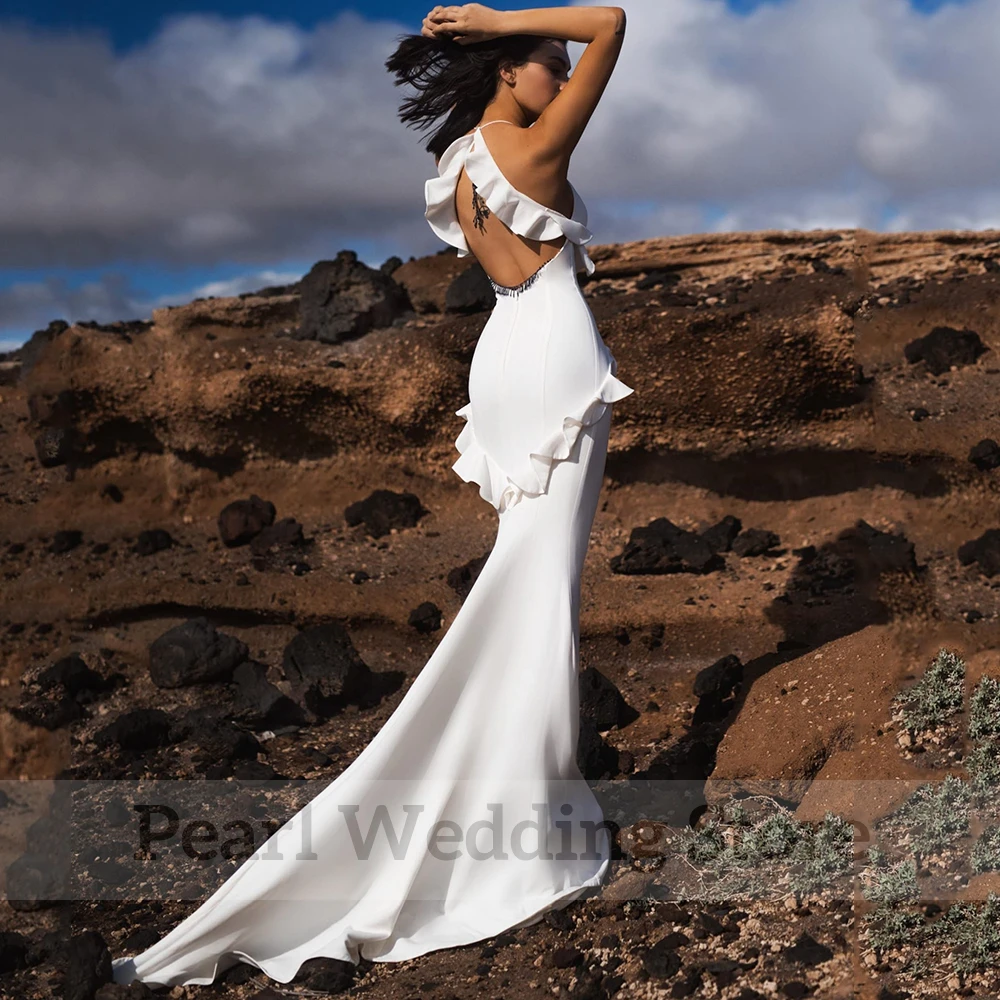 Sexy Halter Sleeveless Mermaid Dress Boho with Ruffles Floor Length Beading Open Back V-Neck Bridal Seaside Marriage Gowns