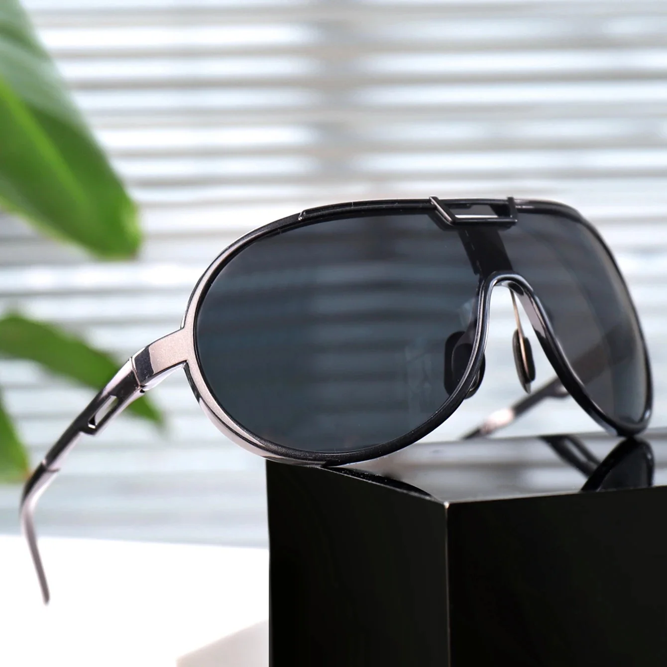 AliExpress NONE Fashion Cycling Sunglasses for Men and Women Trendy Round Windproof Shades with UV Protection for Selfie, Party, Travel With BOX