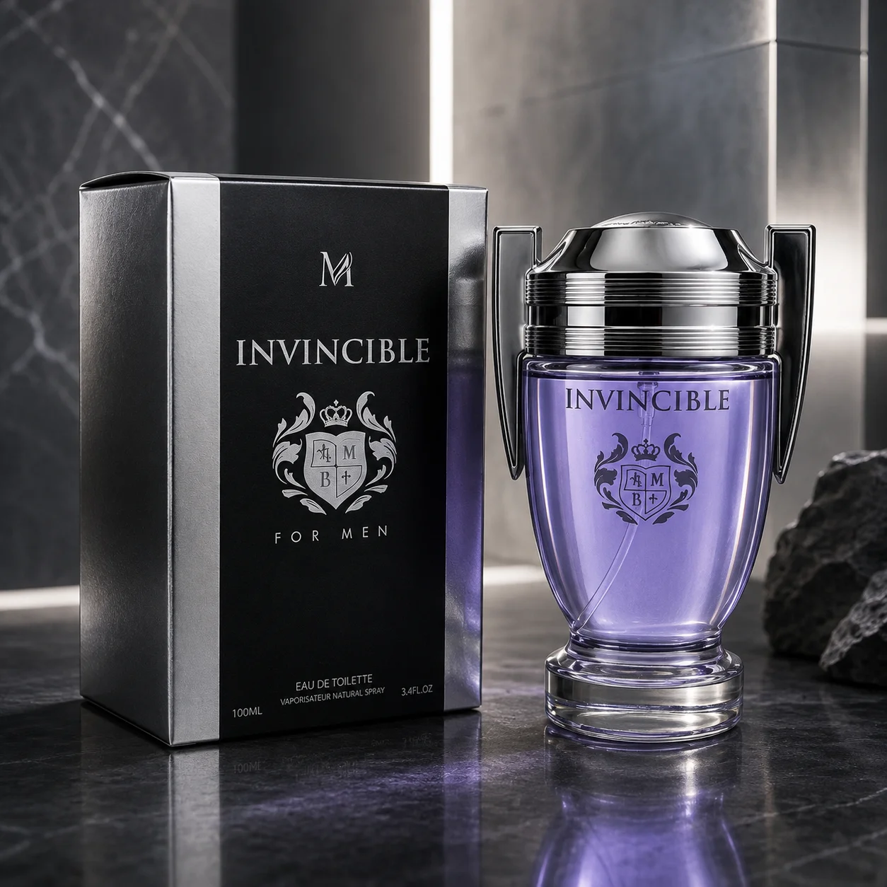 Invincible pour Hommes 100ml - Montage Brands. Eau de Toilette Fraîche et Aquatique aux Notes Boisées, avec des Notes d'Agrumes, de Pamplemousse, un Accord Marin, de Feuilles de Laurier, de Jasmin Salé, de Cumin et une Base Boisée.
