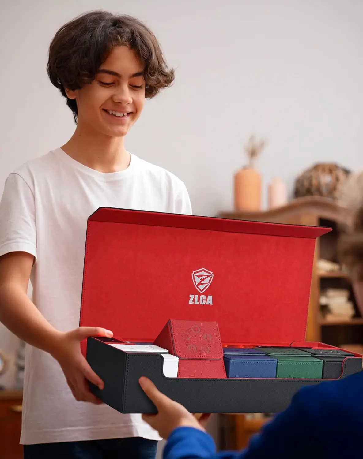 Collector's Edition TCG-Kartendeckbox mit großem Fassungsvermögen, 6-in-1, mit Spielmatte und 5-teiliger Deckbox für mehr als 2100 Karten, passend für Cont