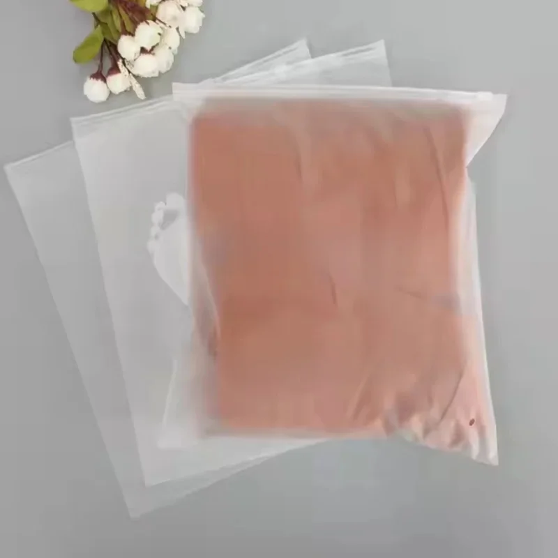 Frosted Ritszak Op maat bedrukt logo Lingerie Verpakkingstas Herbruikbare reistas Verdikte zelfsluitende tas Feestcadeautas - afbeelding 2