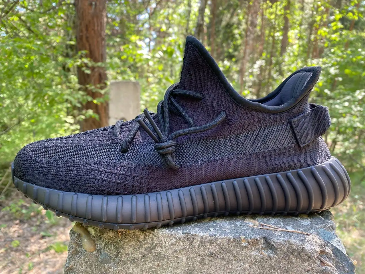 Kapcie Yeezy 350 – Najlepsze wyjście z kolekcji Adidas Yeezy Boost 350 v2 Isiki Busta na rynku AliExpress