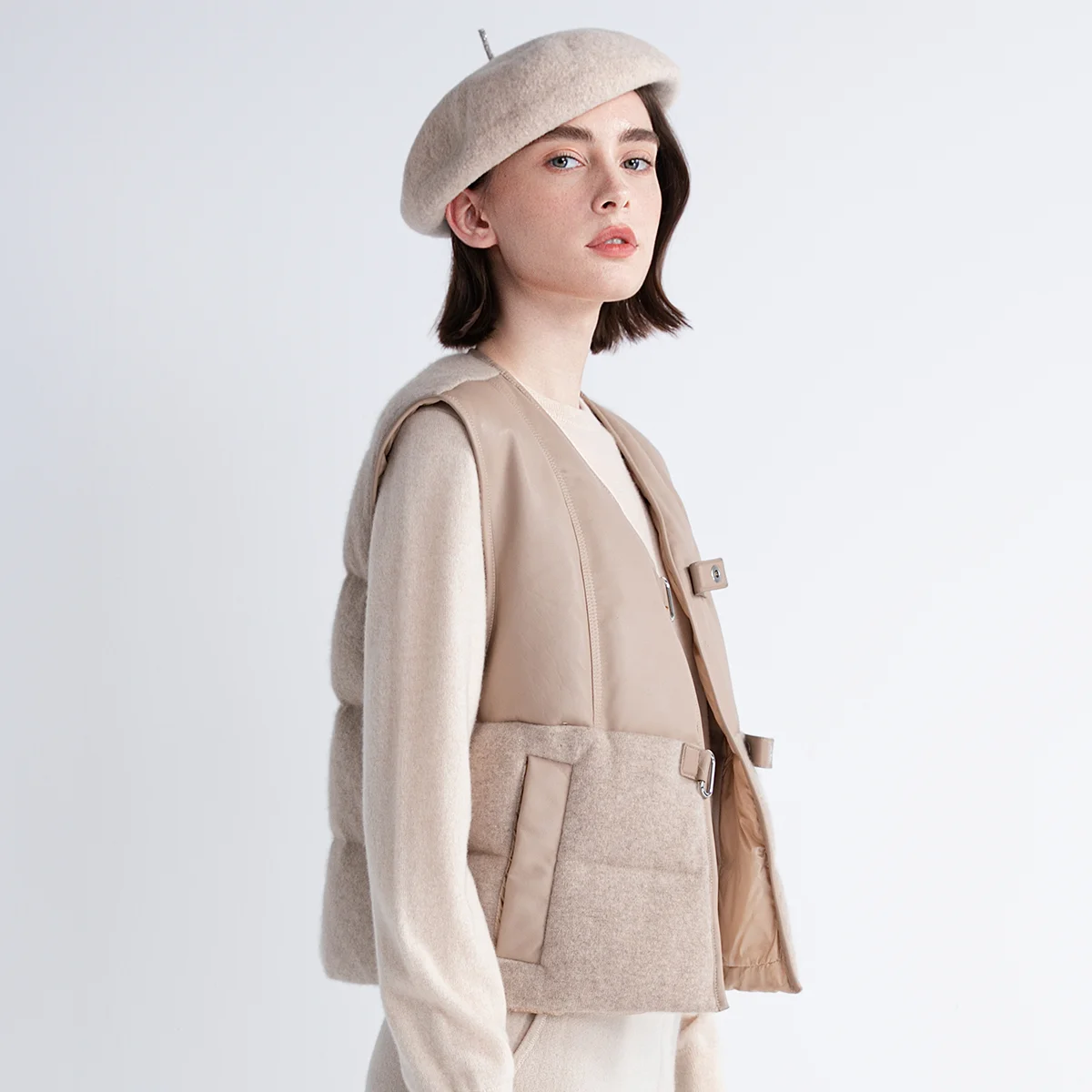 TX852161 Luxury Women's Cashmere Goose Down LP Vest 100% Sheepskin Elegant Warm Autumn Winter Outerwear