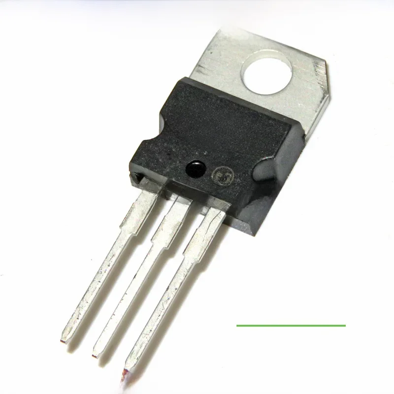 10 sztuk L7805CV L7805 7805 tranzystor trójzaciskowy regulator napięcia TO-220 nowy oryginał — zdjęcie 2