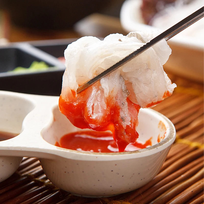 شريحة مستديرة لساق السندو المنزلية ، نمر نيء شرائح ، سمك سمكة سيكوشي نيئة ، في يوم العمل ، * * g