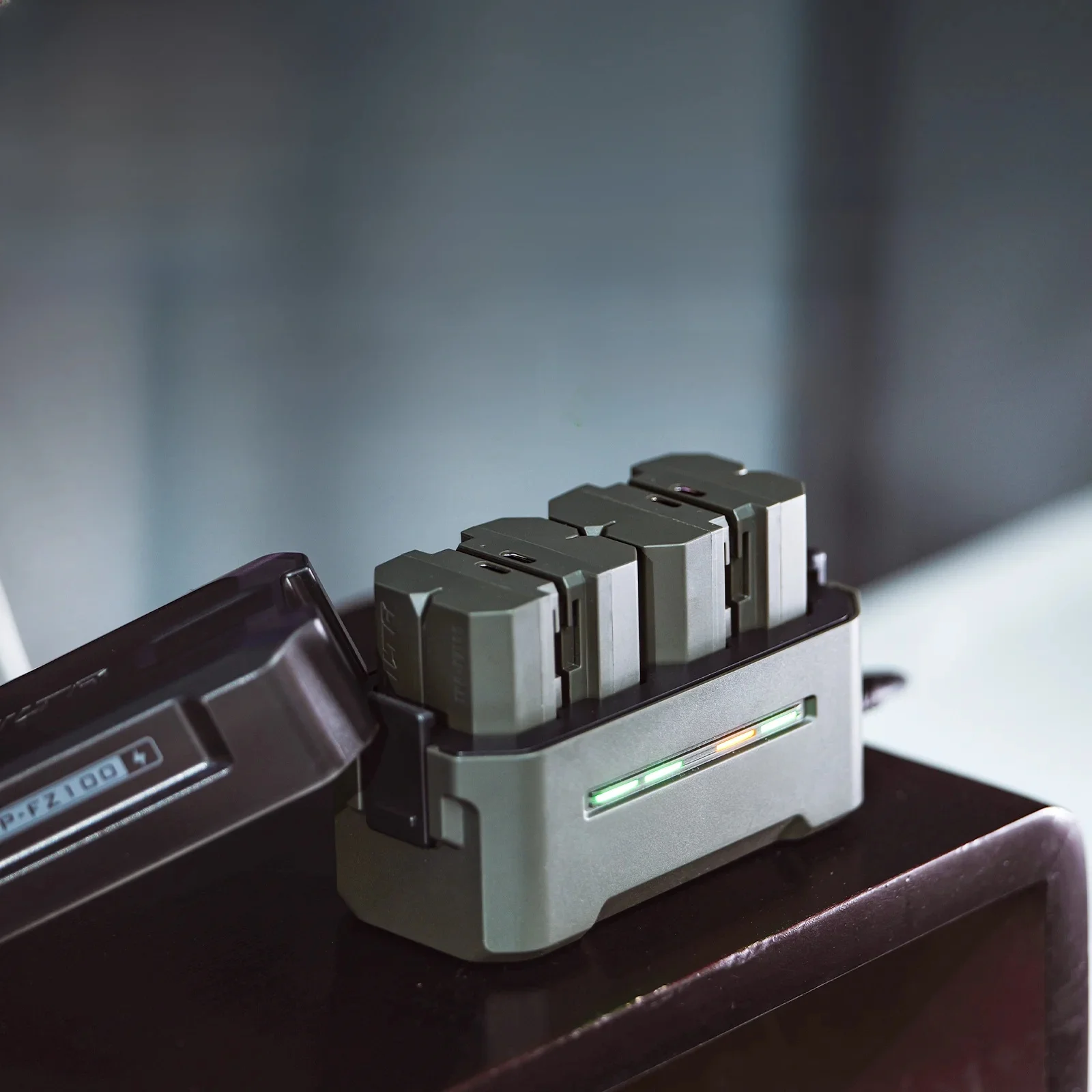 Batterie d'appareil photo TILTA pour batterie Sony NP-FZ100 Station de charge Portable Batteries rechargeables batterie NP-FZ100/NP-FW50