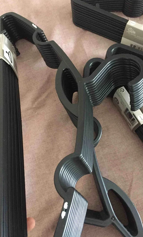 เสื้อผ้าไม้แขวนเสื้อ24/36/48Pcs ไม้แขวนเสื้อ Anti-Slip ราวตากตู้เสื้อผ้า Space Saver ที่เก็บเสื้อผ้าชั้นวางเสื้อผ้าม้า