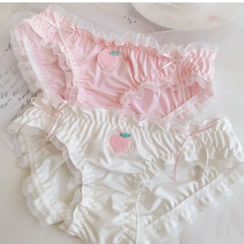 Kobiety śliczne majtki truskawkowe słodkie falbany figi z falbanką komfort satynowa kreskówka brzoskwiniowa bielizna dziewczyna bielizna Kawaii — zdjęcie 2