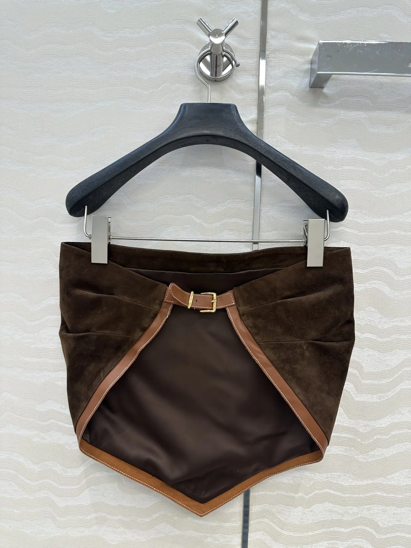 

High Quality Spring And Summer Women's Casual Fashion Letters Suede Backless Sexy Patchwork Strapless Top JQ049
