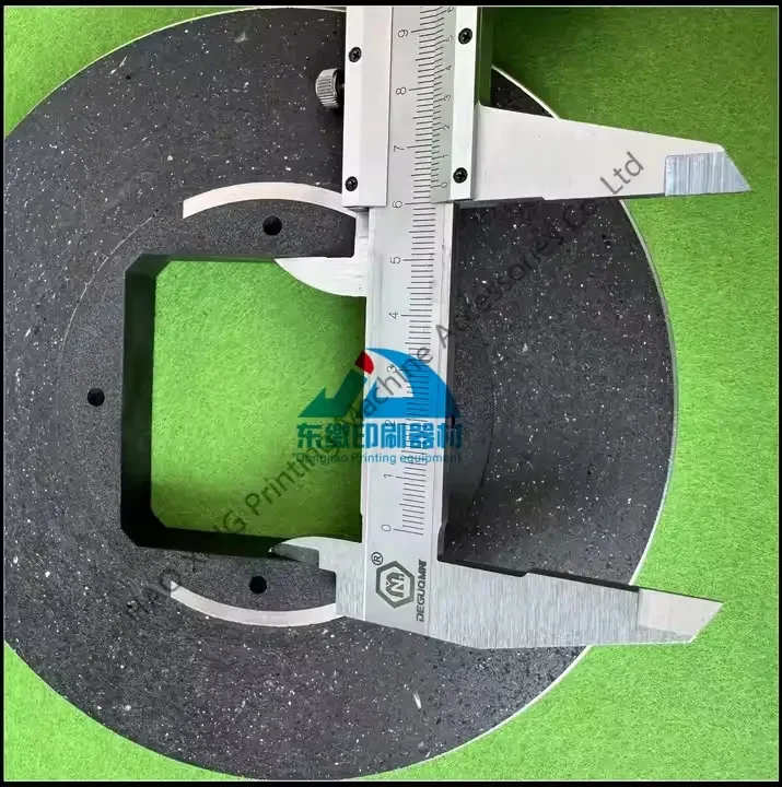 

Деталь печатного оборудования Тормозные колодки для офсетной печатной машины KBA Запасные части тормозного диска Высококачественная тормозная колодка 62*62