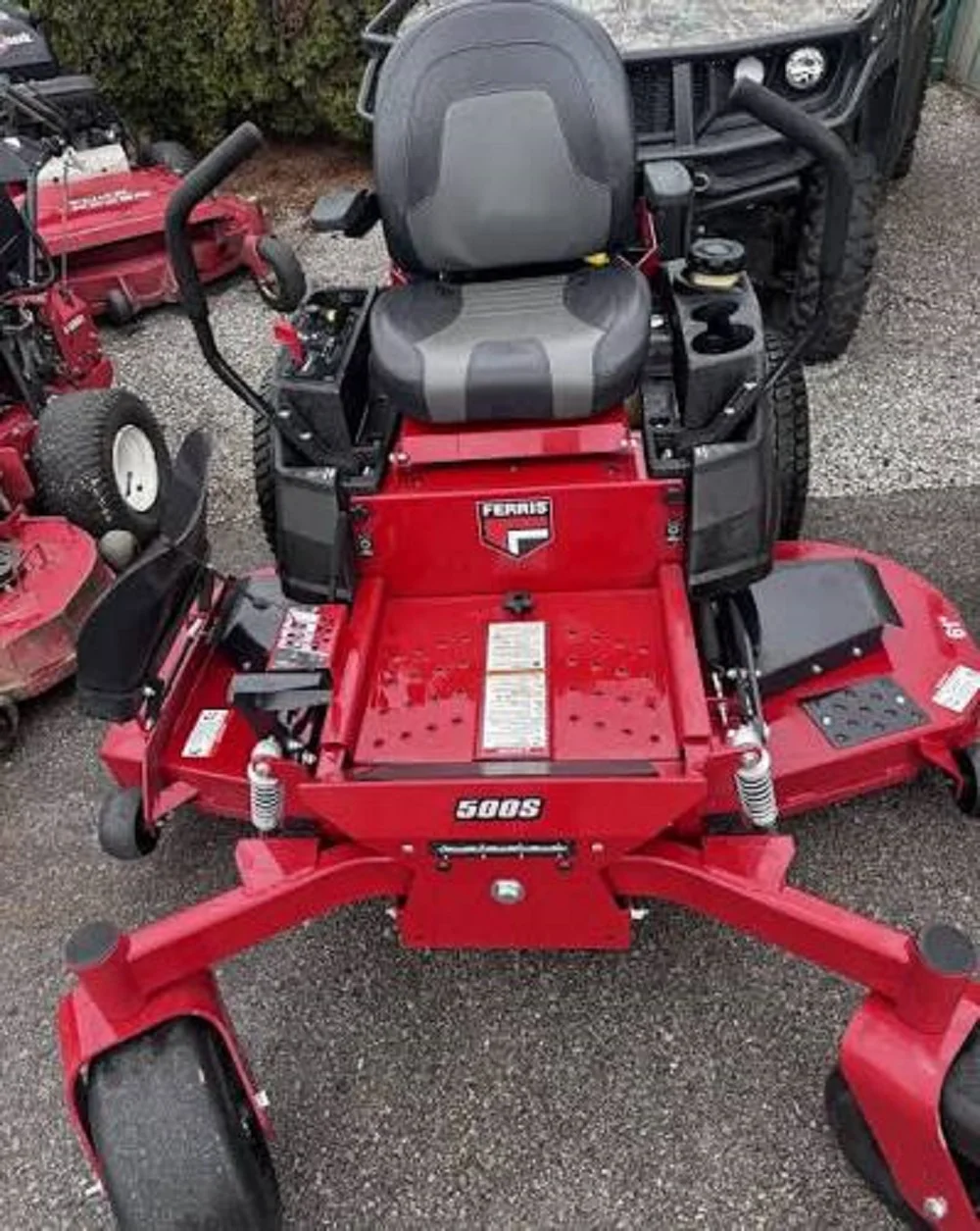 Ferris 500S 61 Zero Turn Mower 25HP Briggs & Stratton