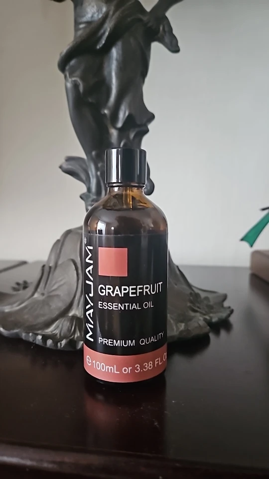 MAYJAM 1PCS 100ML Essential Oil with Dropper Sandalwood Lavender Eucalyptus Vanilla Aroma Oil For Humidifier Scent Candle Burner photo review