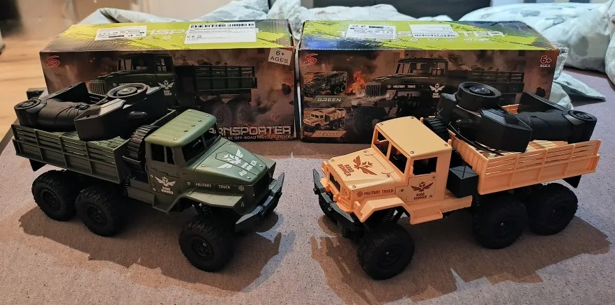 ZWN 1:16 2.4G Aluminum Alloy Six Wheel Military RC Truck with Lights Outdoor Remote Control Cars Toys Gift for Children. photo review