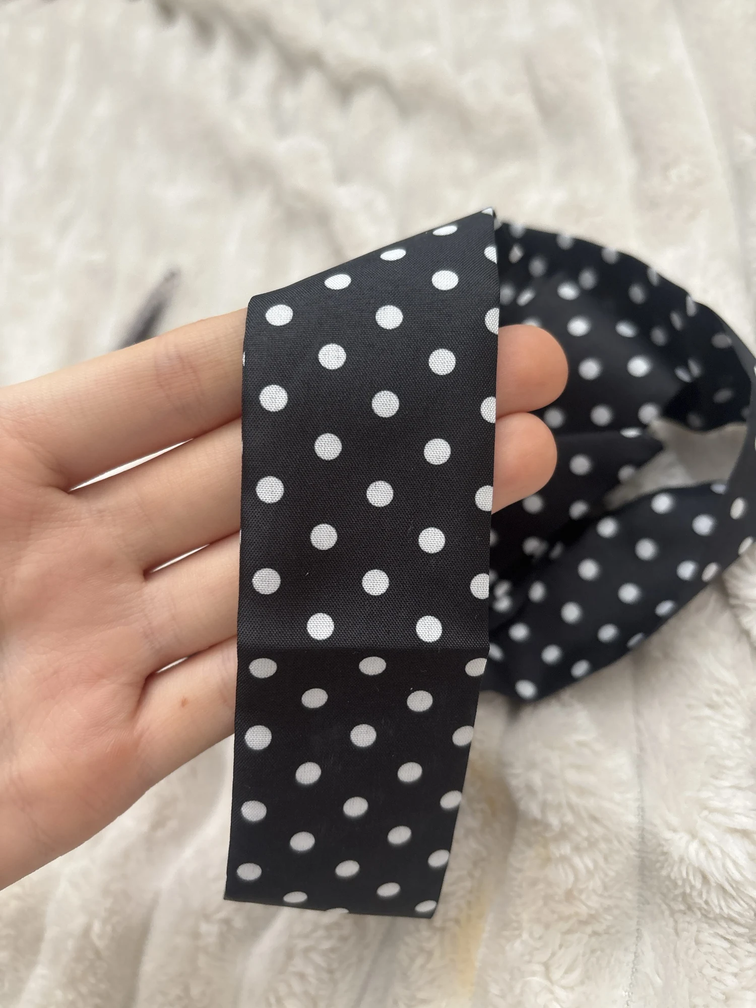 Women Narrow Long Scarf Polka Dot Tie Bag Ribbon Headband Choker Streamer Lady Accessories photo review