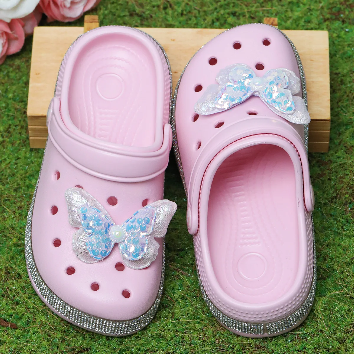 

Playful butterfly design children's summer slip-on beach shoes, casual and stylish EVA clogs.