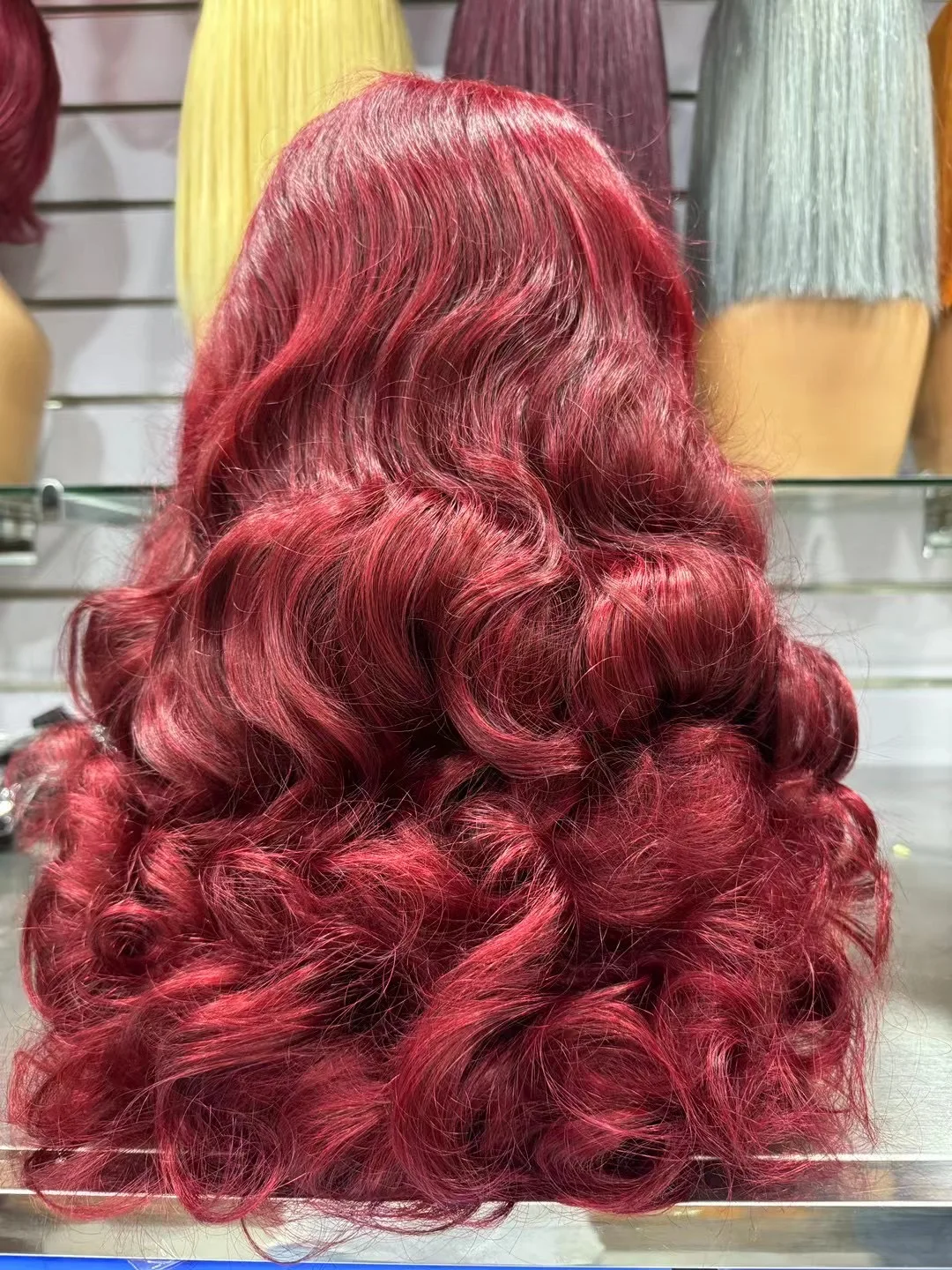 Borgonha Bouncy Curly peruca de cabelo humano para mulheres, laço frontal transparente, onda solta, Remy pré-arrancado, densidade de 250%, 99J, 13x4