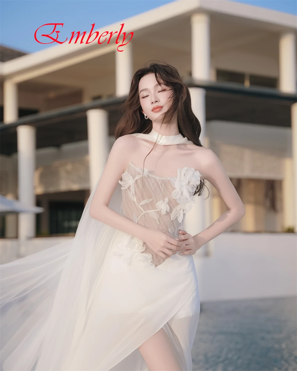 カスタマイズされた優雅なシフォンマーメイドイブニングドレスセクシーなフロントスリットノースリーブウエディングドレスセクシーなストラップレス特別な日のドレス